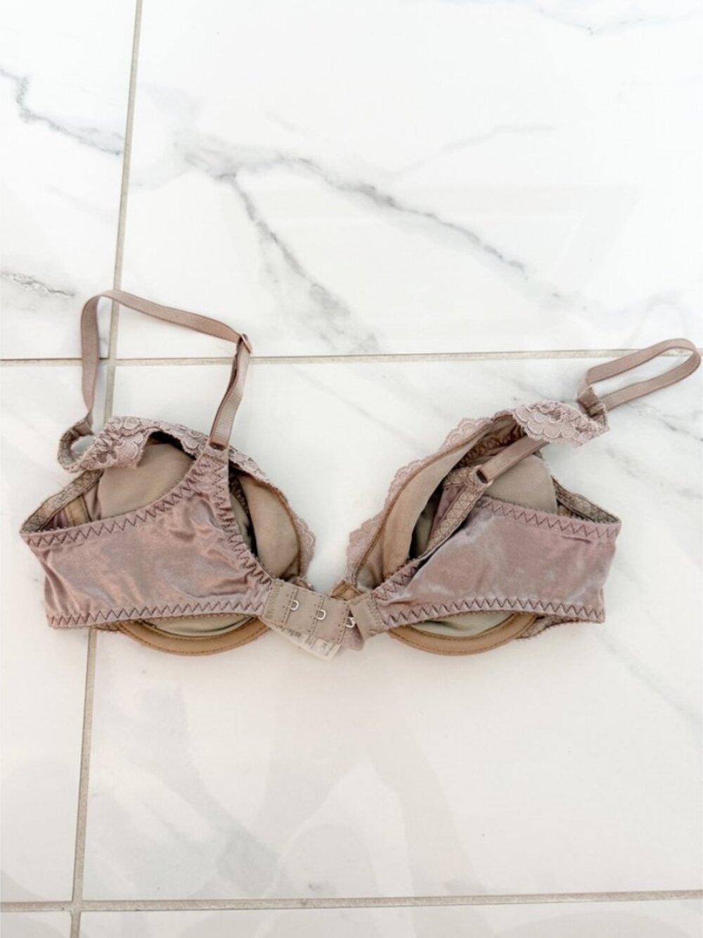 Vtg Victoria's Secret Second Skin Satin Padded Miracle Bra 34B Taupe Coquette - Picture 2 of 8